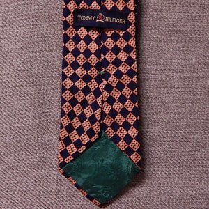 TOMMY HILFIGER Men's Tie == Dark Orange And Dark Blue Diamonds